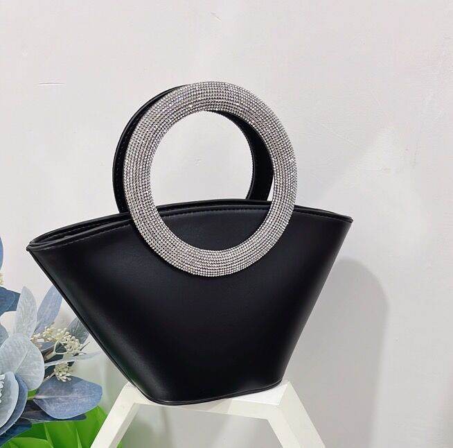 Diamond Round Handle Portable Basket Pack - Classy Collective
